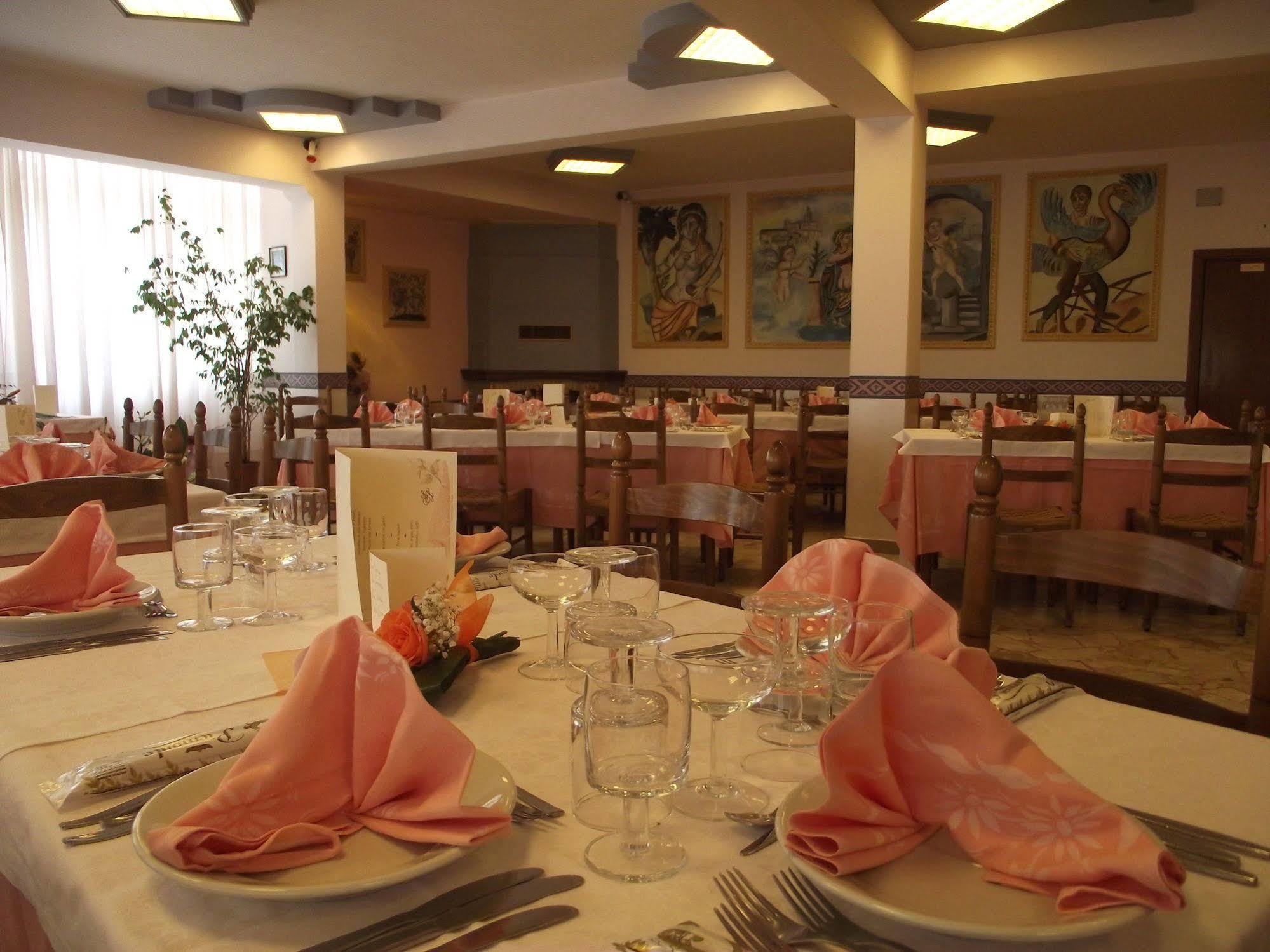 Hotel Ristorante Mosaici Piazza Armerina Ngoại thất bức ảnh